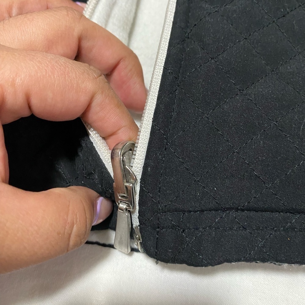 Karen Scott Sport Black Quilted and White Fleece Reversible Vest XL - Picture 6 of 13